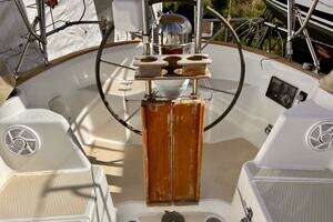 2001 Shannon 43 Cutter thumbnail 16