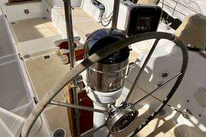 2001 Shannon 43 Cutter thumbnail 15