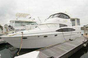 2000 Carver 506 Motor Yacht thumbnail 2