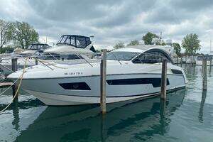 2013 Sunseeker 40 Portofino thumbnail 3