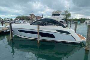 2013 Sunseeker 40 Portofino thumbnail 1