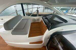 2013 Sunseeker 40 Portofino thumbnail 15