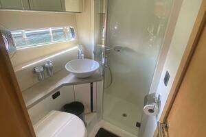 2013 Sunseeker 40 Portofino thumbnail 33