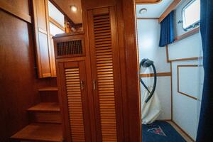 42ft Grand Banks Yacht For Sale