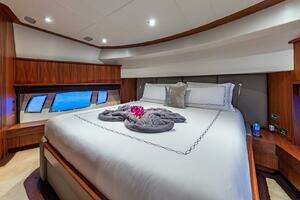 2010 Sunseeker thumbnail 8