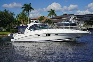 44ft Sea Ray Yacht For Sale
