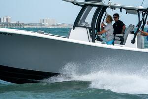 33ft Front Runner Yacht For Sale