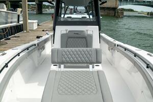 33ft Front Runner Yacht For Sale