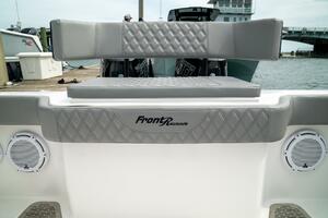 33ft Front Runner Yacht For Sale