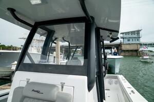 33ft Front Runner Yacht For Sale