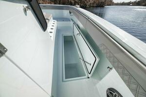 37ft Front Runner Yacht For Sale