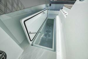 37ft Front Runner Yacht For Sale