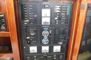 35ft Viking Yacht For Sale