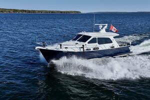 42ft Dovercraft Yacht For Sale