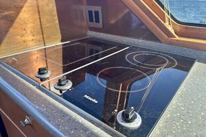42ft Dovercraft Yacht For Sale