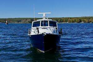  2003 Dovercraft 42 PH Coupe Yacht For Sale in Penetanguishene Ontario