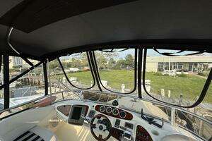 2005 Meridian 459 thumbnail 16