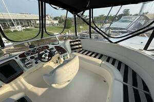 2005 Meridian 459 thumbnail 15