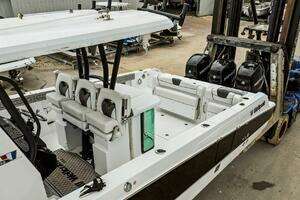 2023 Wellcraft 352 Fisherman Center Console thumbnail 40