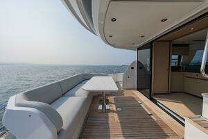 2023 Azimut Fly 53 thumbnail 44