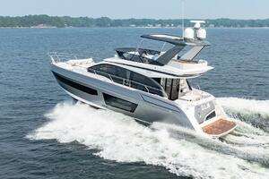2023 Azimut Fly 53 yacht cruising on open water, showcasing 