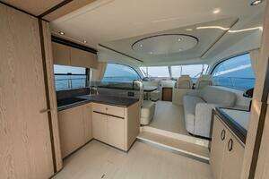 2023 Azimut Fly 53 thumbnail 23