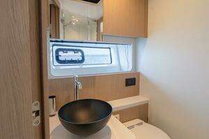 2023 Azimut Fly 53 thumbnail 92