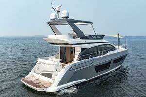 2023 Azimut Fly 53 thumbnail 12