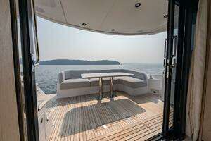 2023 Azimut Fly 53 thumbnail 41