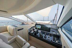 2023 Azimut Fly 53 thumbnail 34