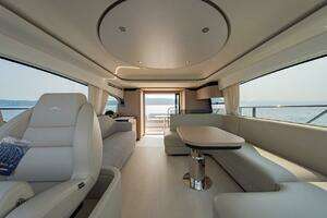 2023 Azimut Fly 53 thumbnail 35