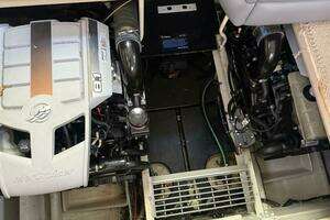 1980 Viking 43 DCMY thumbnail 39