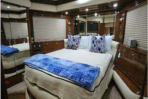 2006 Marquis 65 thumbnail 37