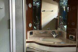 2006 Marquis 65 thumbnail 33