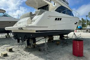 MJM Grand  36ft Carver Yacht For Sale