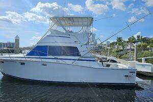 1982 Bertram 38 Convertible thumbnail 2