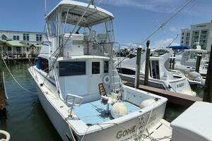 1982 Bertram 38 Convertible thumbnail 11