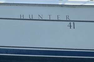 2004 Hunter thumbnail 40