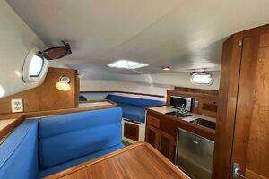 2013 Hunt Yachts Harrier 36 thumbnail 28