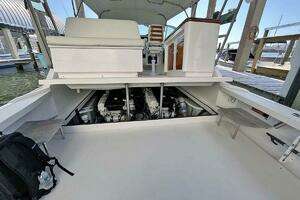 2013 Hunt Yachts Harrier 36 thumbnail 12