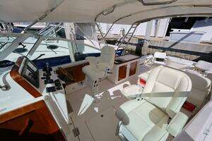 2013 Hunt Yachts Harrier 36 thumbnail 26