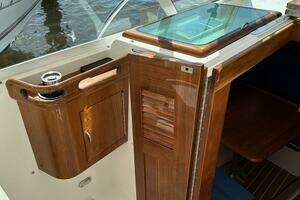 2013 Hunt Yachts Harrier 36 thumbnail 23