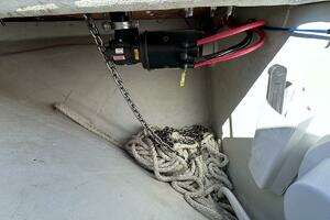 2013 Hunt Yachts Harrier 36 thumbnail 36