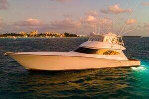 2025 Viking 82 Convertible thumbnail 76