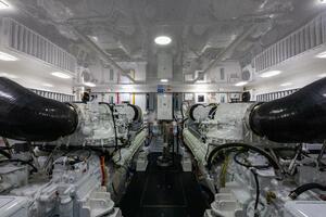 2025 82 Viking Convertible Boujie Engine Room (7)