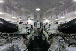2025 Viking 82 Convertible thumbnail 62