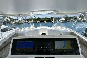 2025 Viking 82 Convertible thumbnail 47