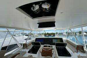 2025 Viking 82 Convertible thumbnail 50
