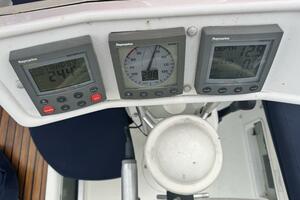 32ft Jeanneau Yacht For Sale