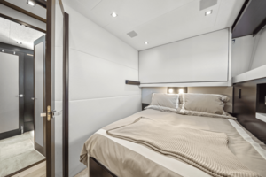 91FT (27.74M) HATTERAS